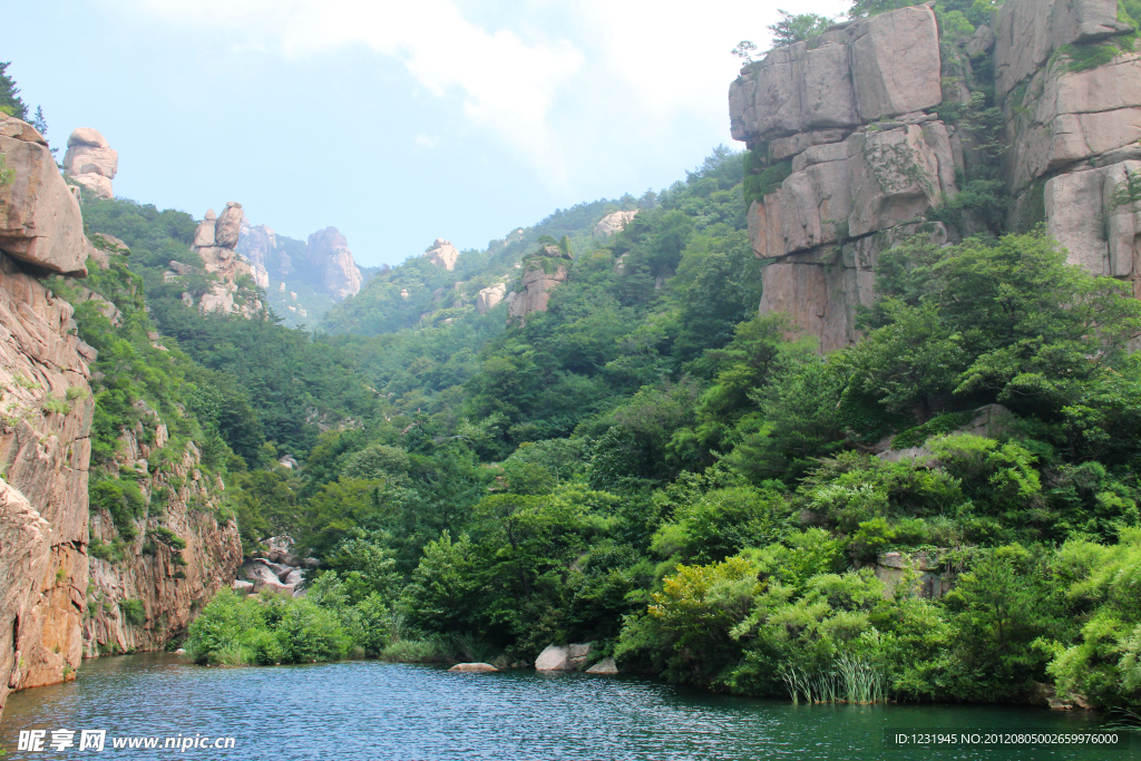 山涧小景