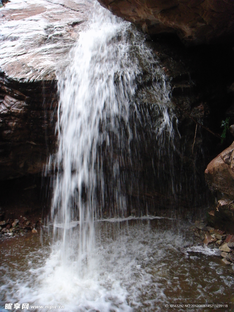 泉水
