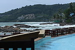 游泳池边的海景