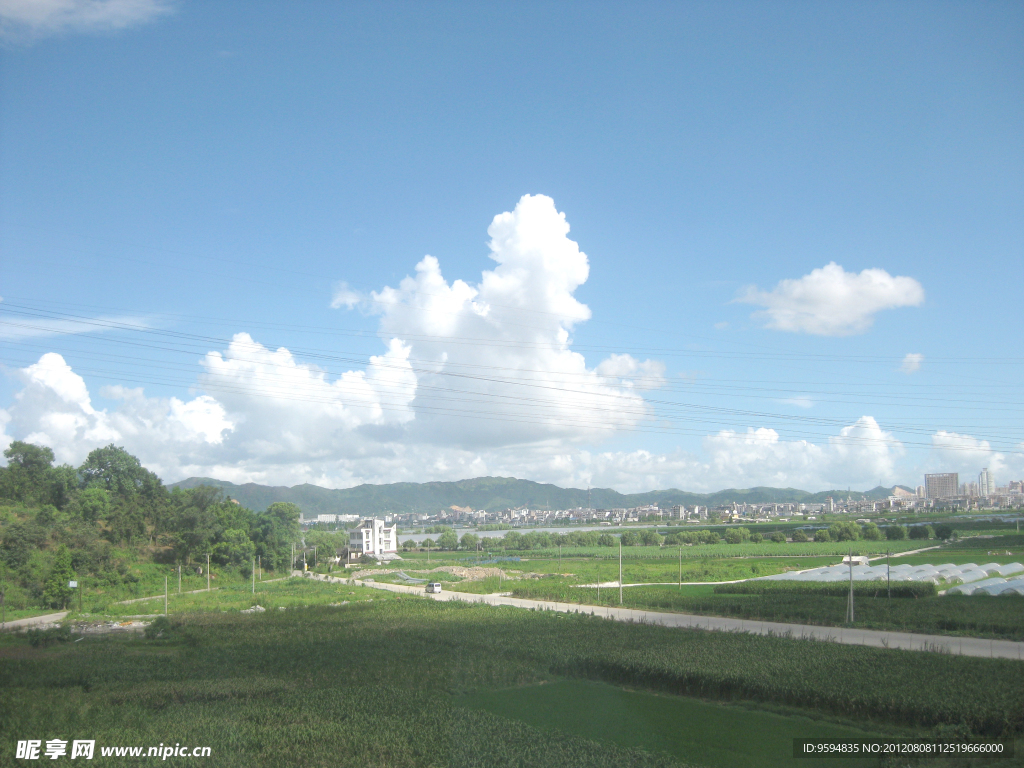 蓝天白云风景