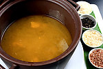 阴米土鸡汤