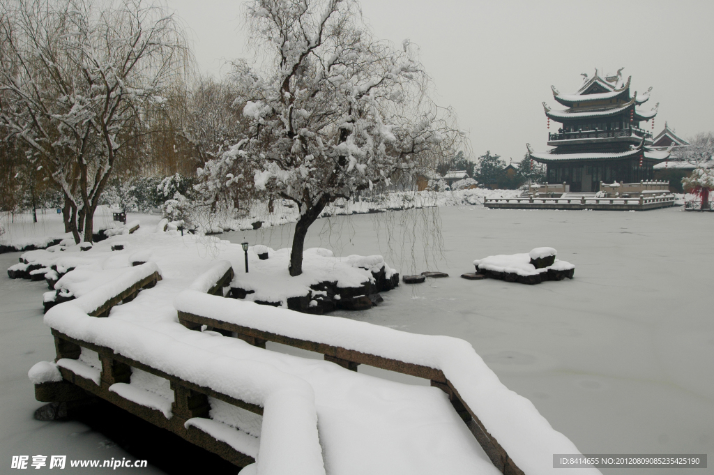 雪景江南水乡