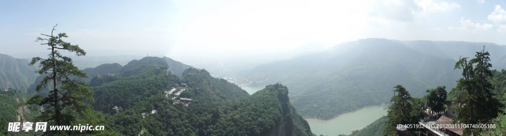 崆峒山