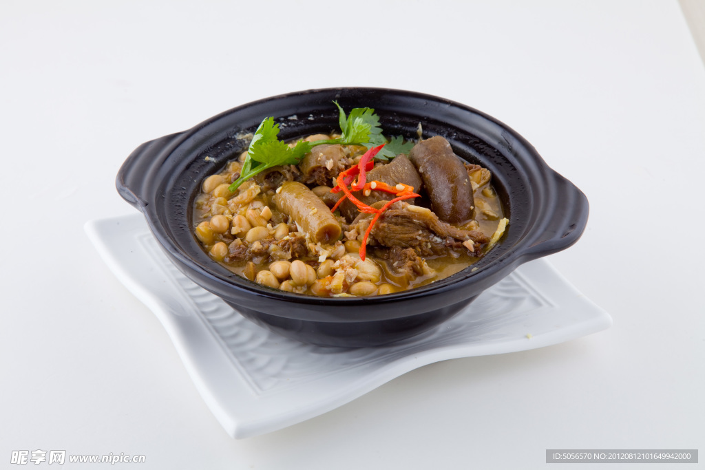 黄豆牛尾煲