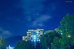 城市建筑与夜空