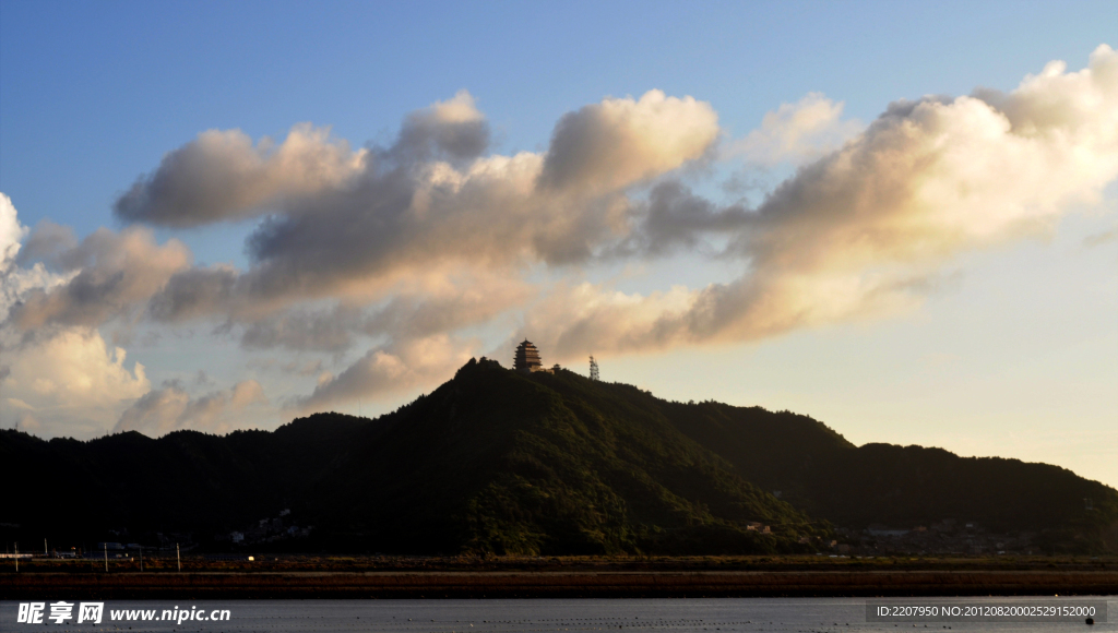 海岛 灯塔