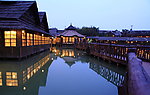 农庄夜景