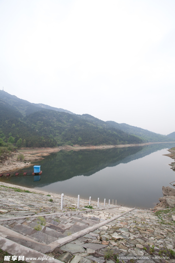 山山水水