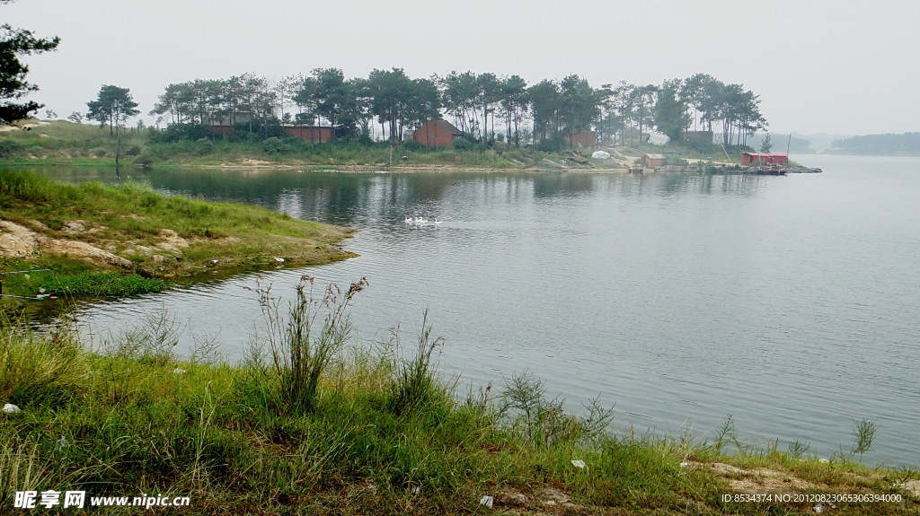 天鹅湖