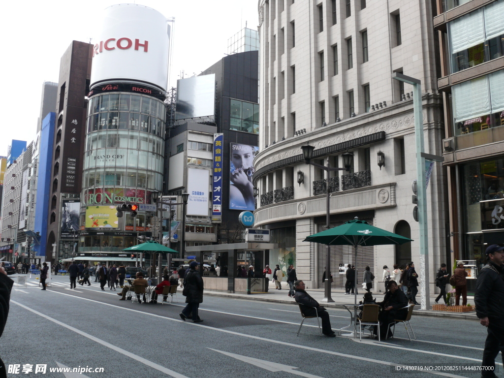 日本东京银座街景