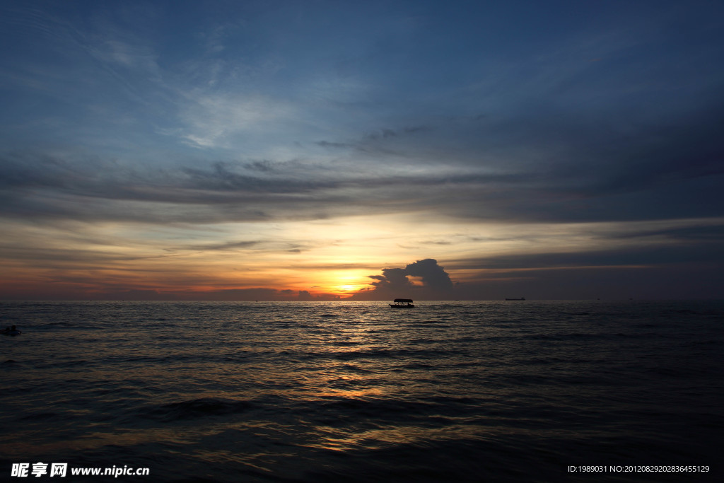 海岛晚霞