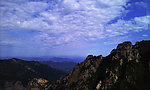 山峦起伏高山