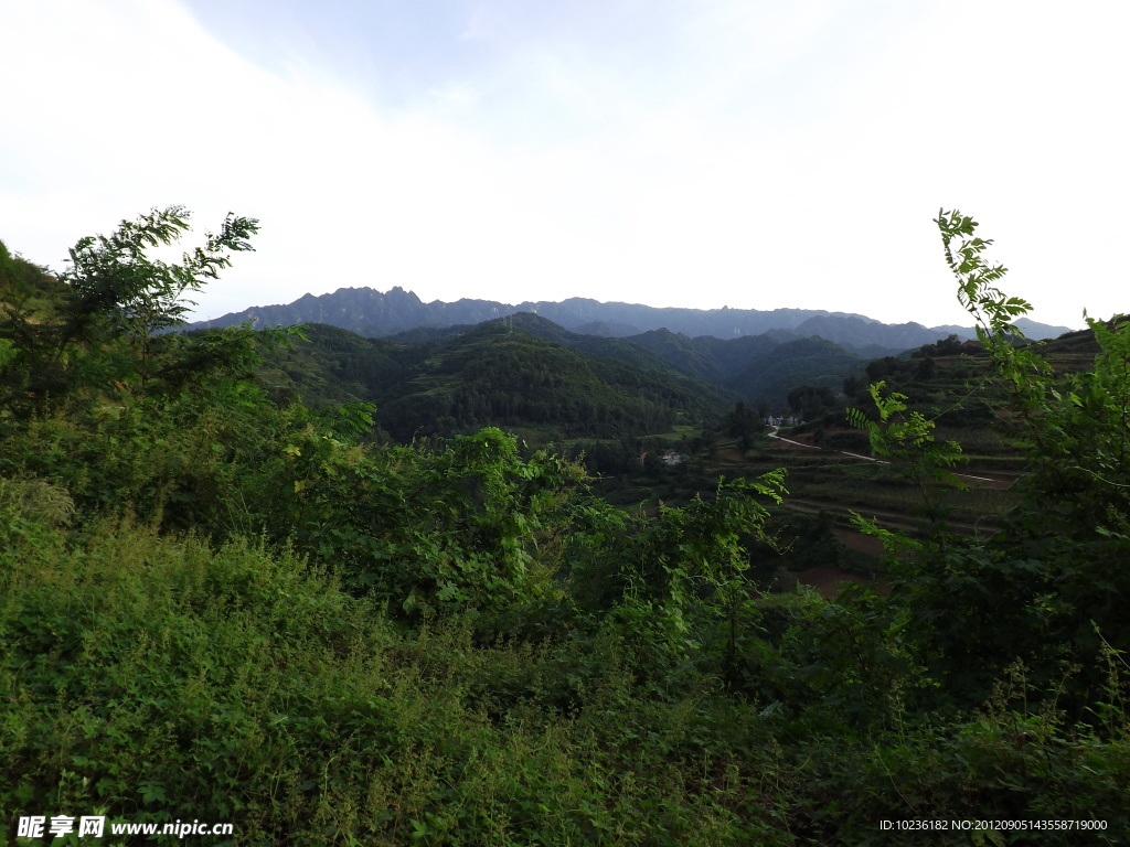 群山景观