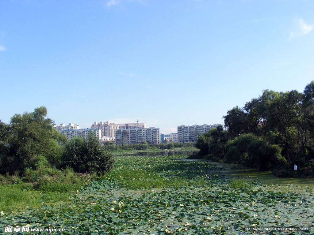 牡丹江公园人工湖景区