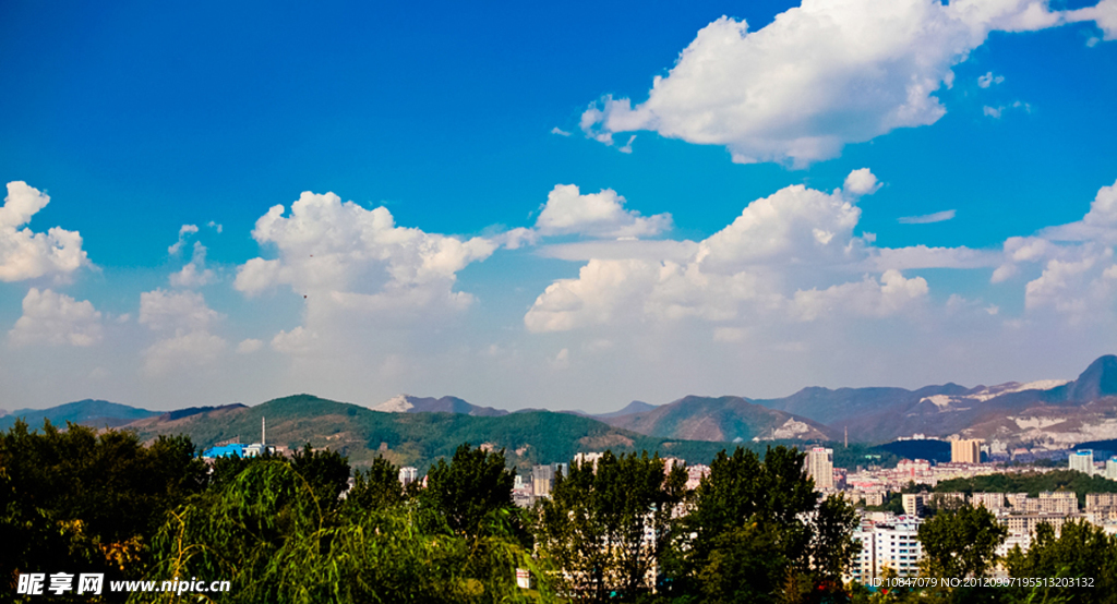 山间小城