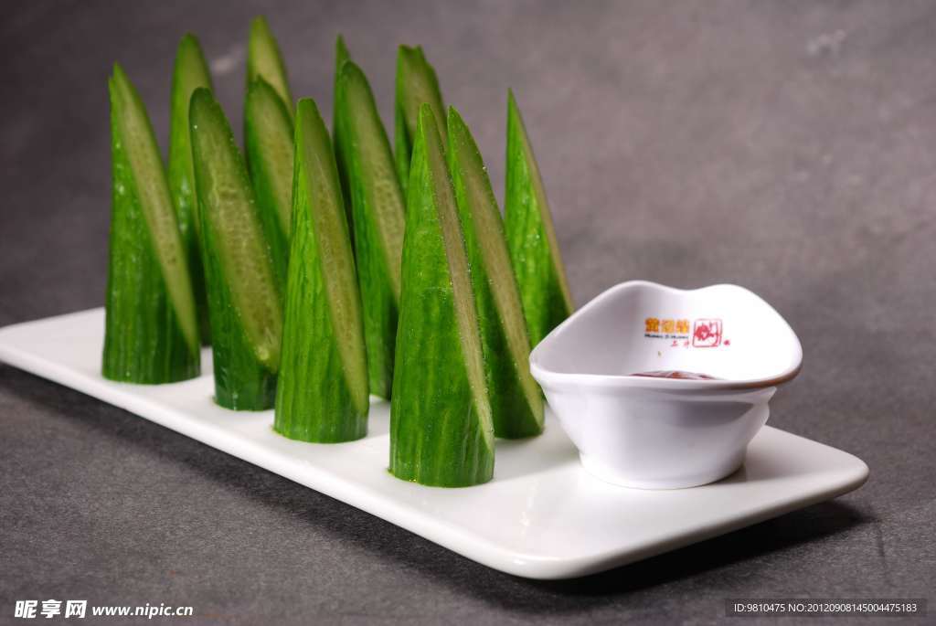 蘸酱黄瓜