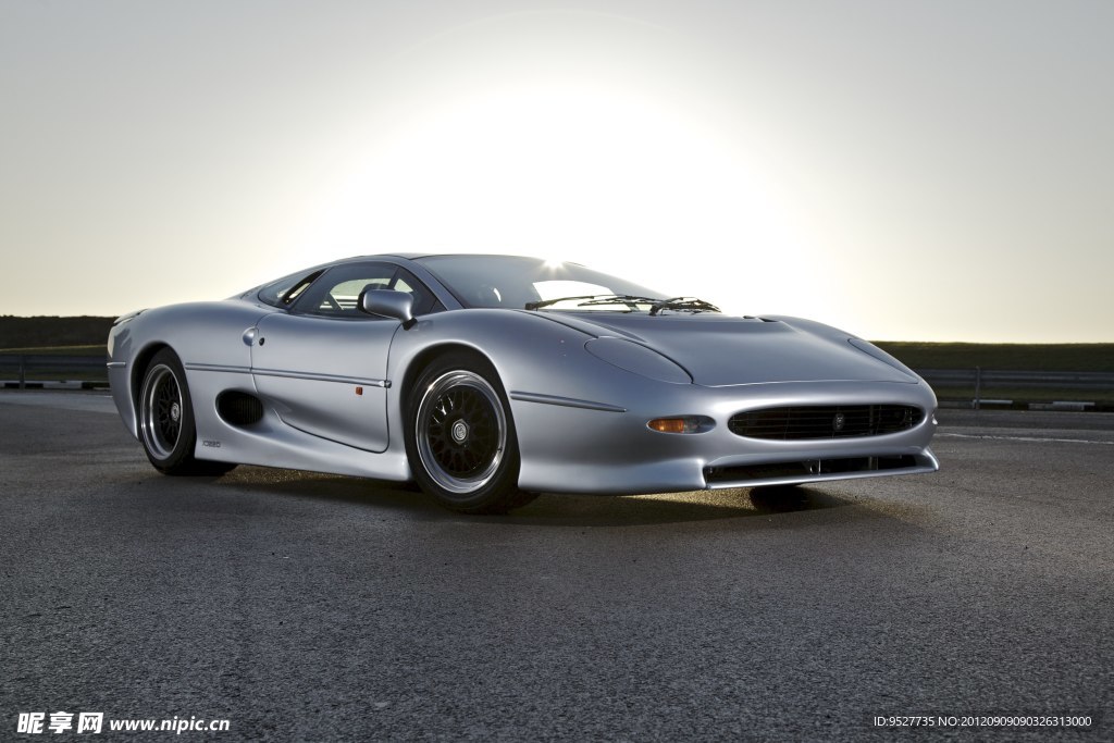 捷豹XJ220