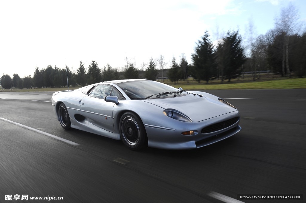 捷豹XJ220