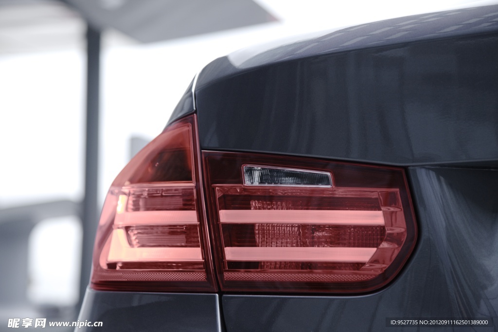 宝马335i