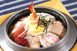 石锅海鲜拌饭