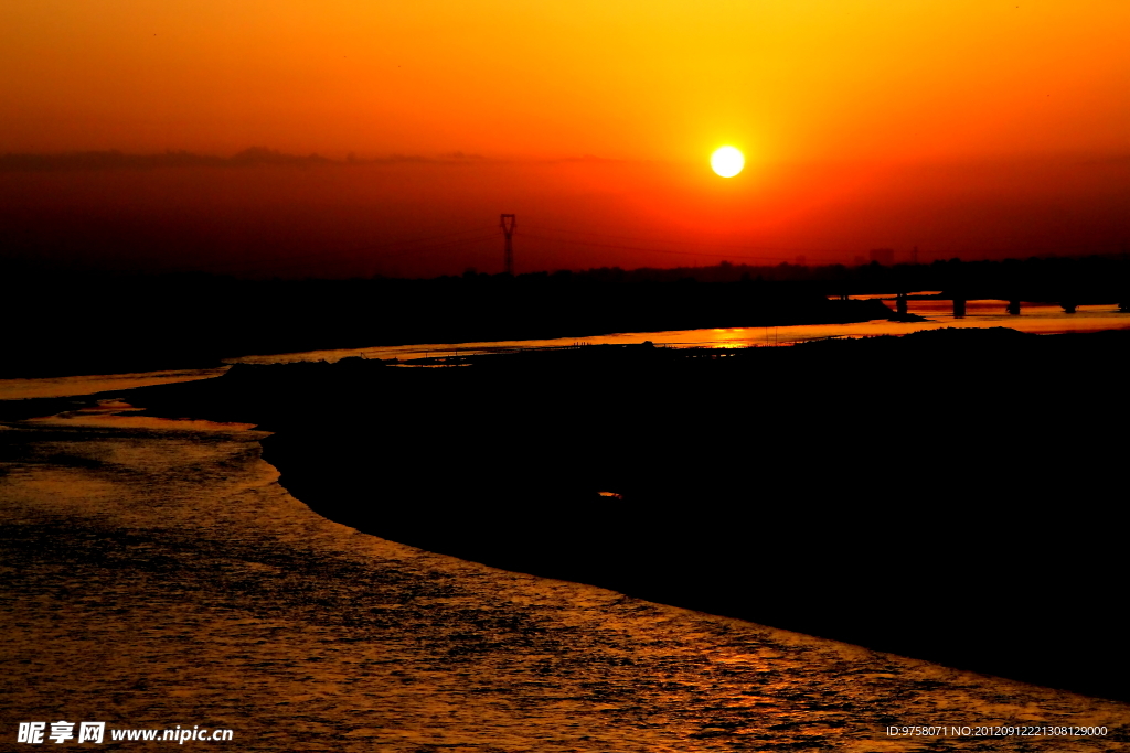 渭河之晨