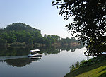 畅游山水间
