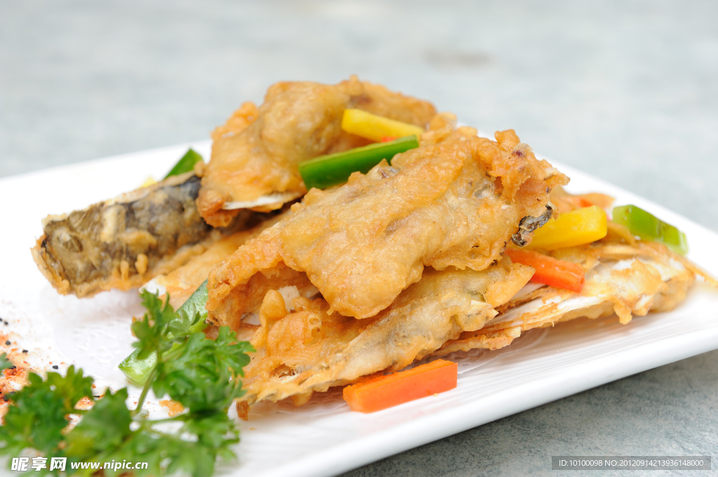 酥烊大鱼头