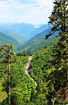 连绵山路