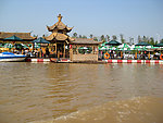 湖边景区