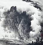 峡江云烟