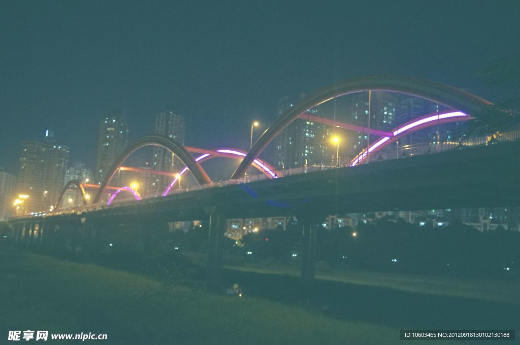 城市夜景 深圳彩虹桥