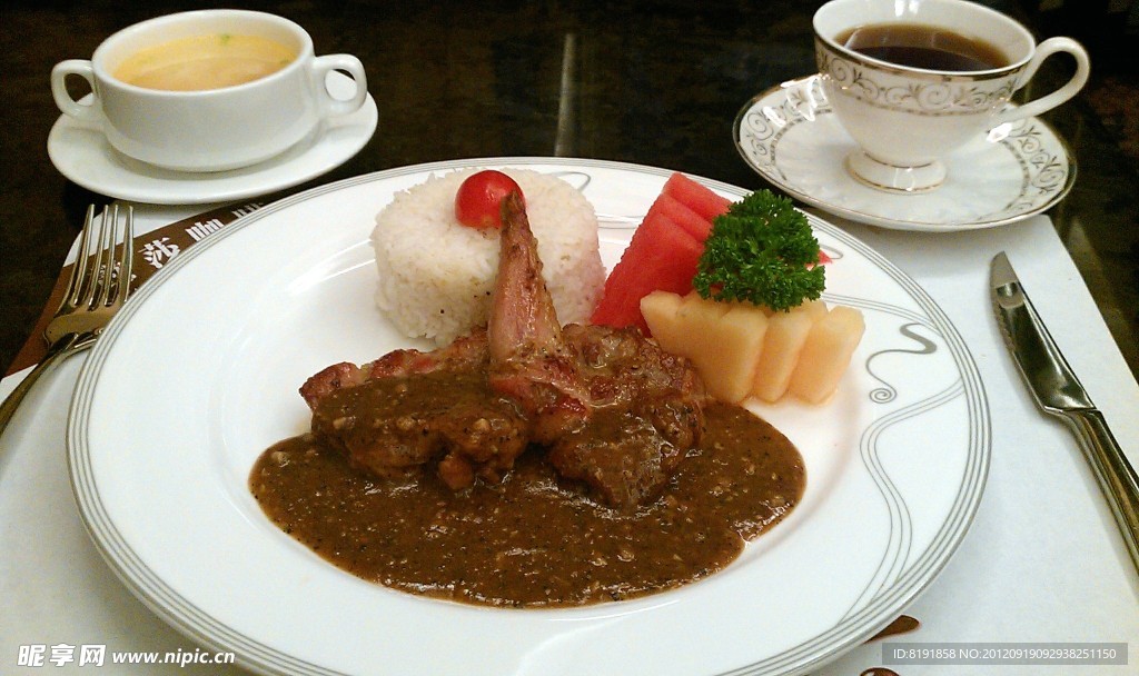 餐饮美食 草原兔腿扒