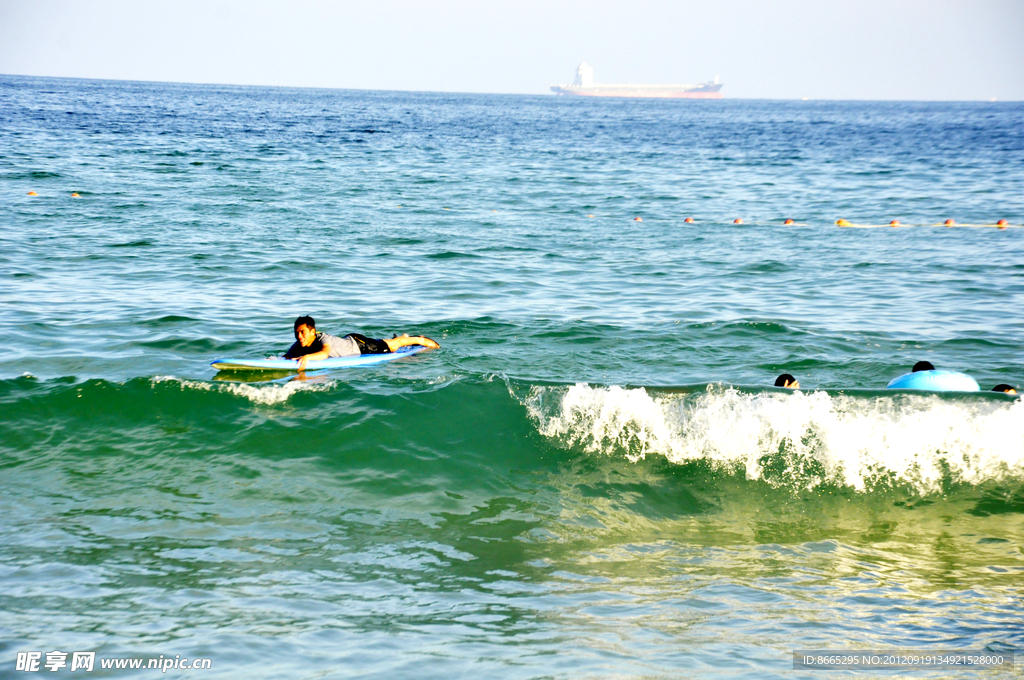 海上冲浪