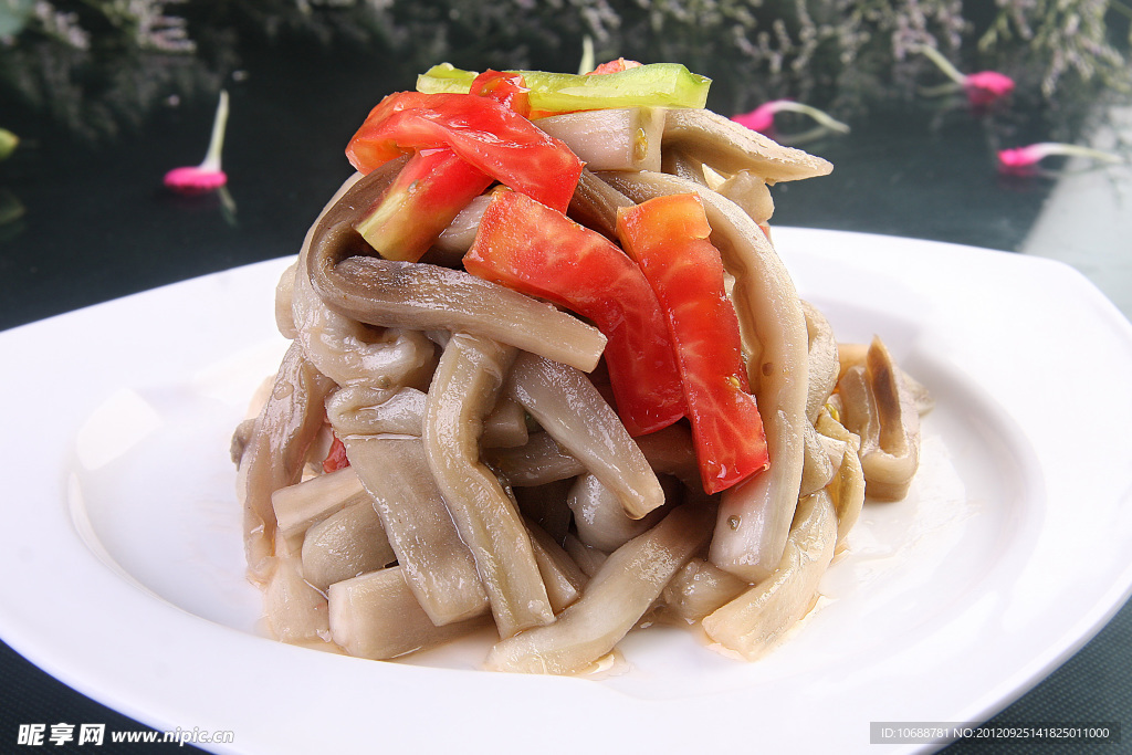 西红柿拌茄子