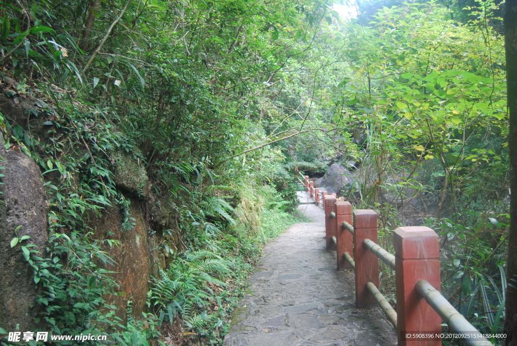 山间小路