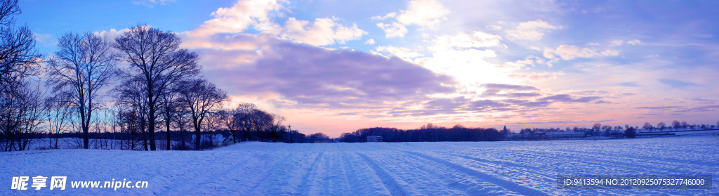 黄昏雪景