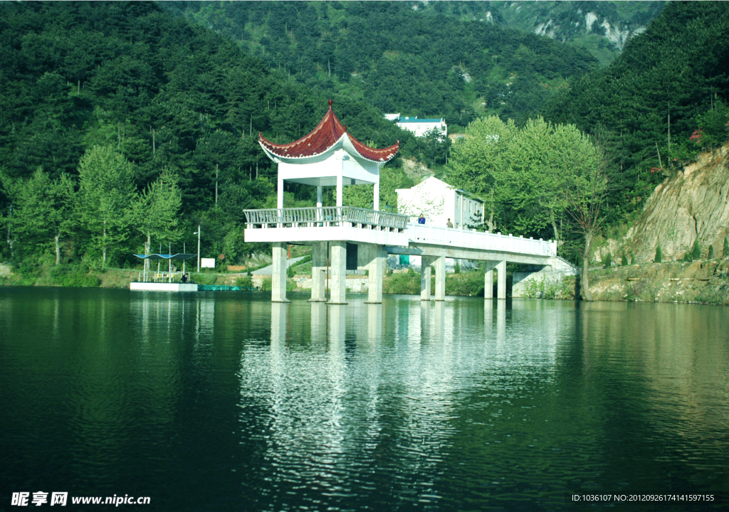 龟峰湖