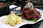 酱牛肉拼泡菜