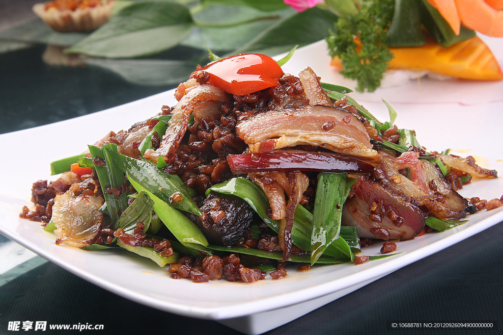 胡豆瓣炒腊肉