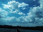 天空白云