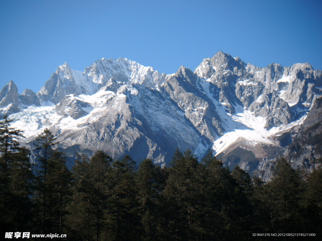 云南雪山