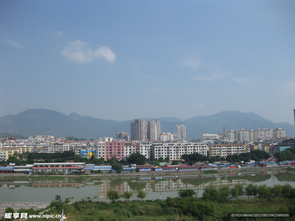 美丽的小镇风景