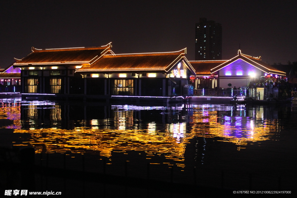 建筑夜景