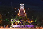 夜色宝塔