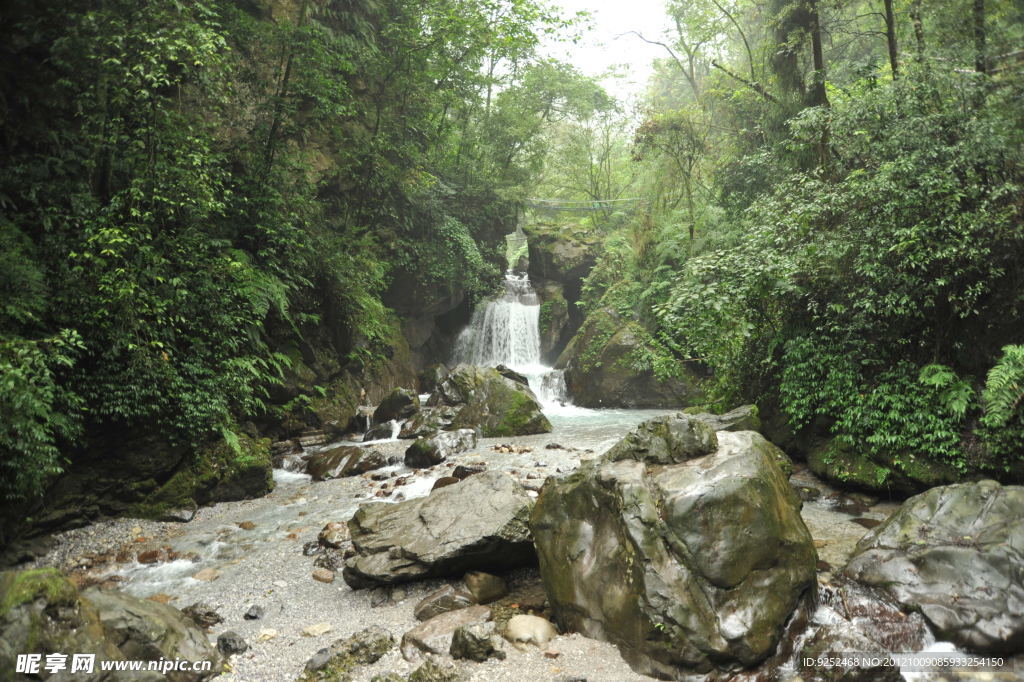 峨眉山风光