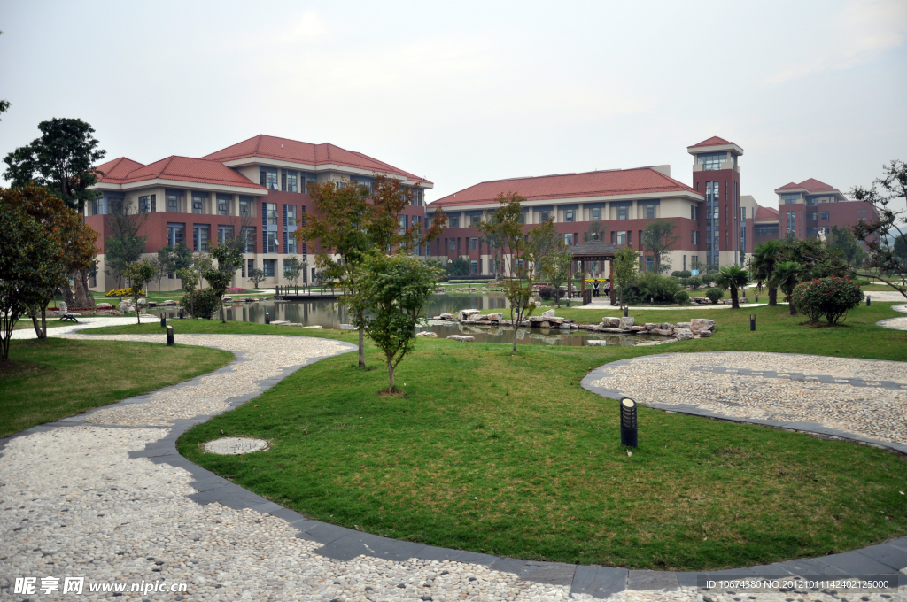 中国传媒大学南广学院