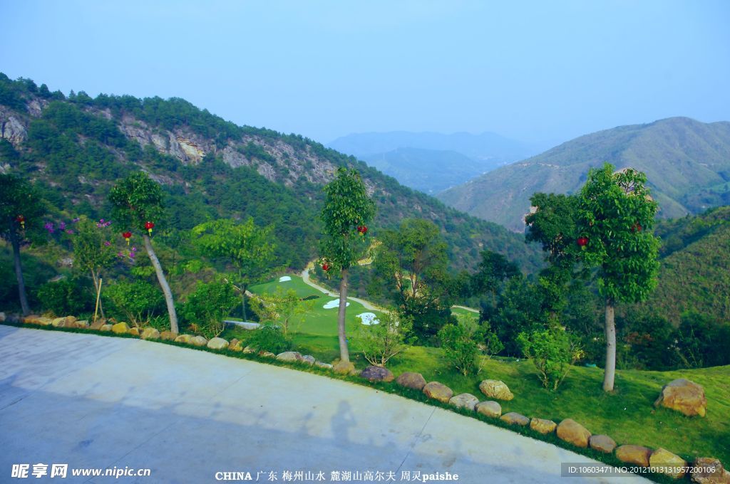 麓湖山风景区 梅州南口