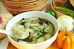 海鲜虾仁馄饨