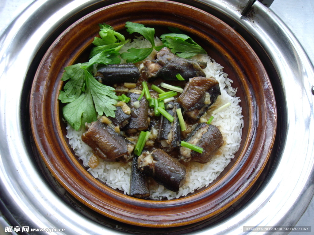 煲仔饭