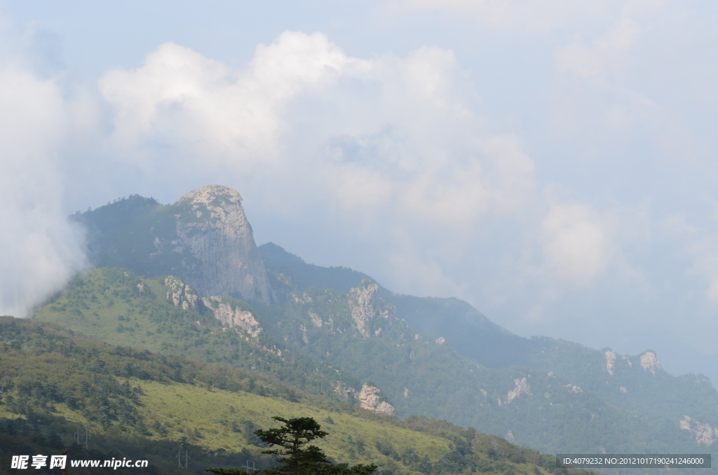 鹰嘴峰